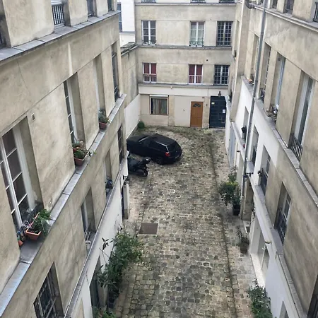 Moderne Et Confortable Au Coeur De Parigi